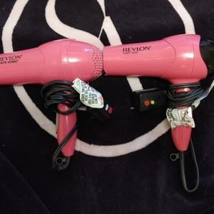 2 Revlon hairdryers